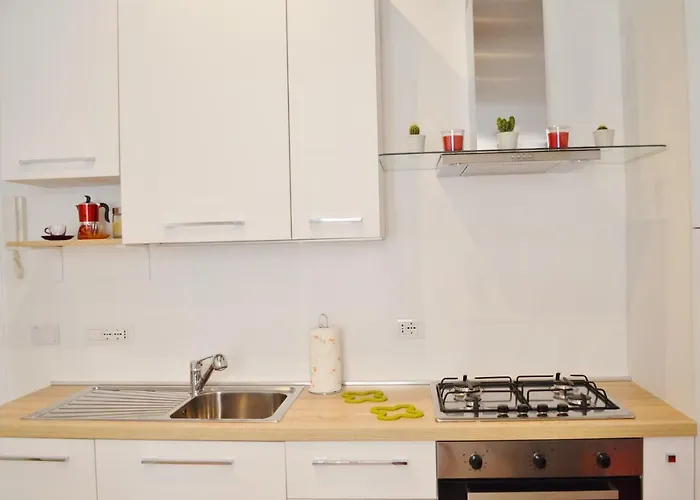 Apartment 6 Stars Rom