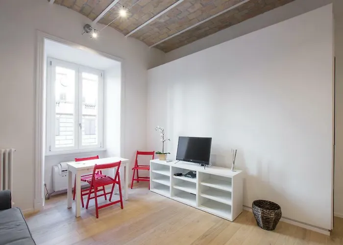 Apartment 6 Stars Rom
