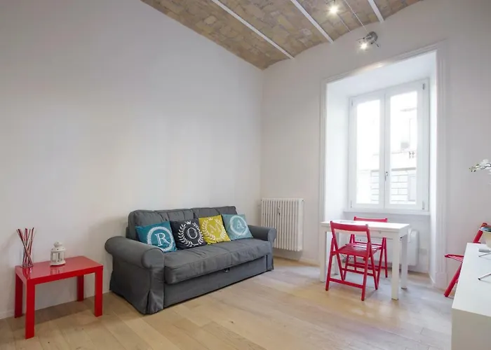 6 Stars Apartment Rom